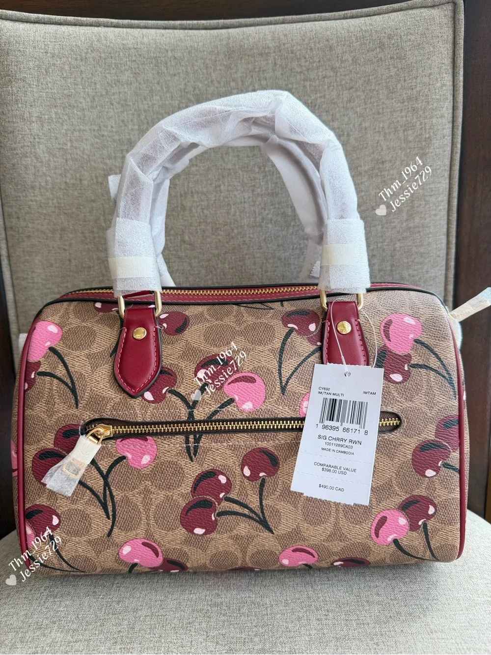 NWT！COACH ROWAN SATCHEL BAG IN SIGNATURE CANVAS WITH CHERRY PRINT（COACH CY692）